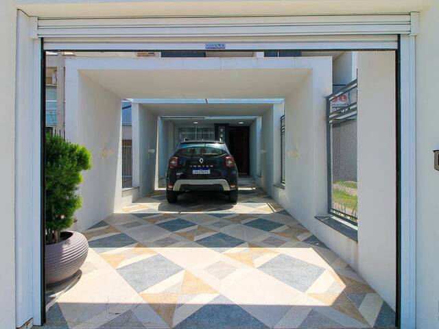 Venda em GUARUJÁ - Porto Alegre